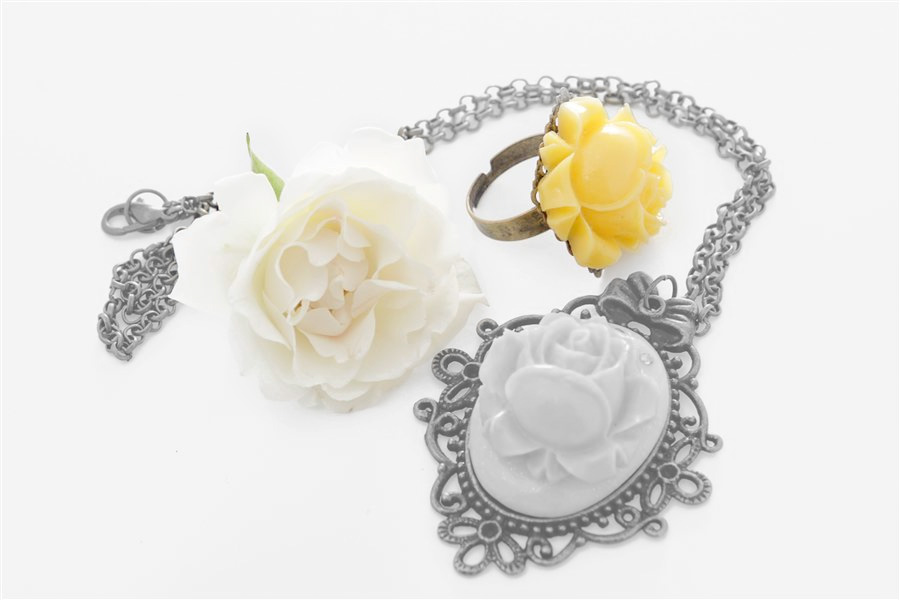 Amulet-čarobnosti-in-ljubezni-prstan